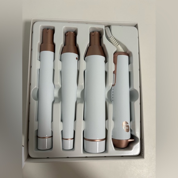 New T3 Whirl Trio Styling Wand With 3 Interchangeable Barrels MSRP:$325 - Picture 2 of 7